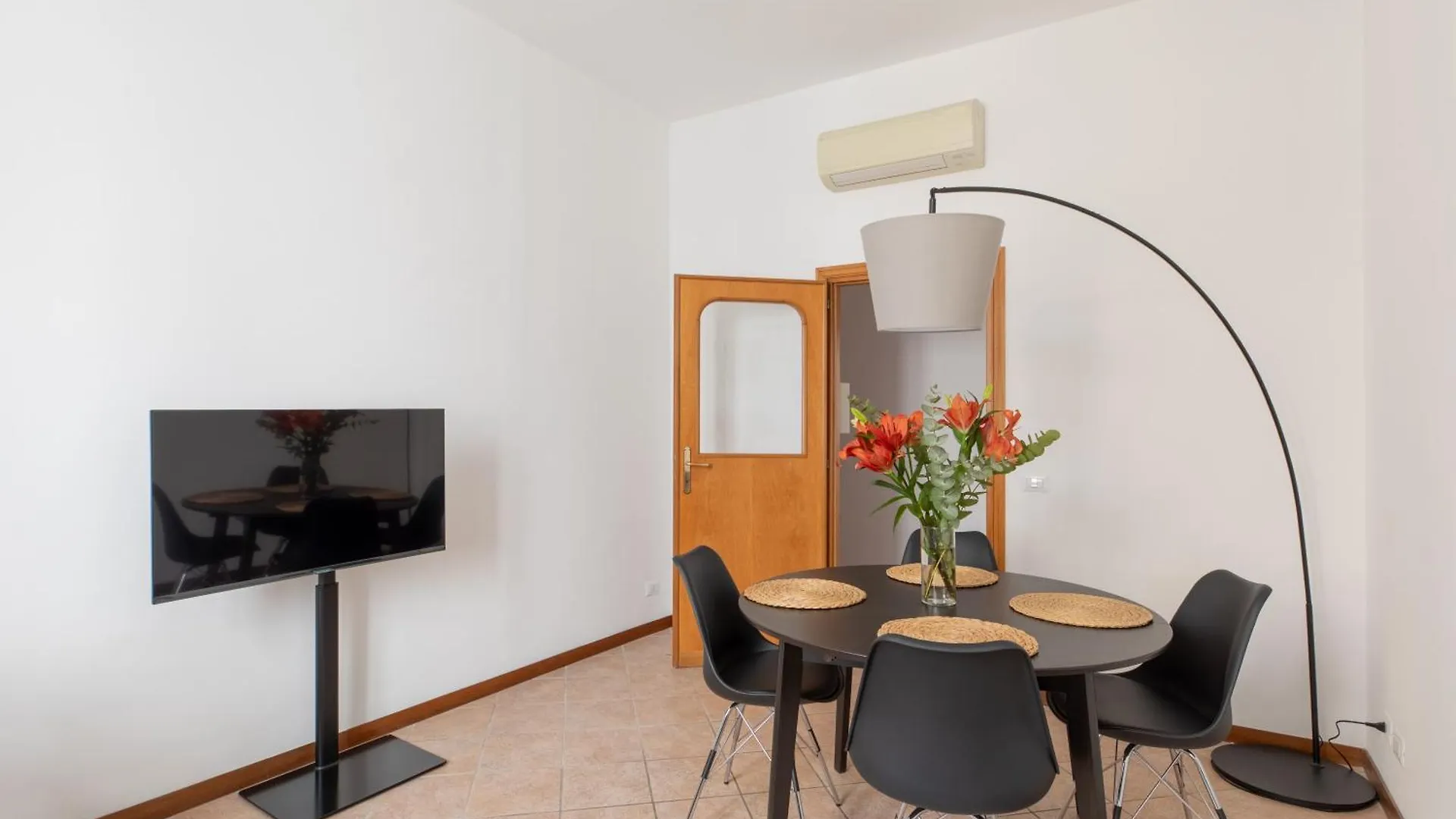 Iflat Comfortable Apartment Next To The Vatican Roma Italia